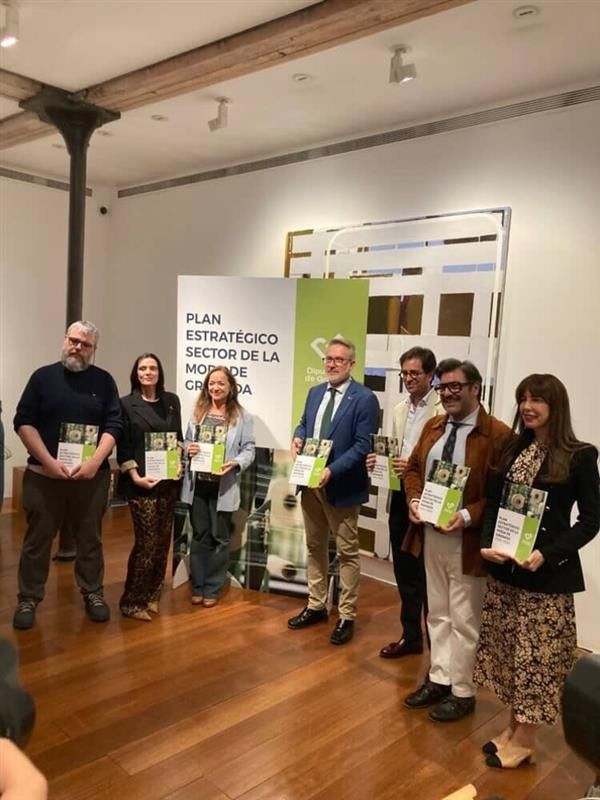 950E5271-DDBD-4CF0-8CFA-FE407B3575D4